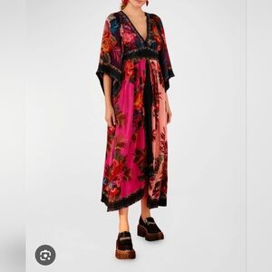 FARM Rio Flower Scarves Kimono Midi Dress